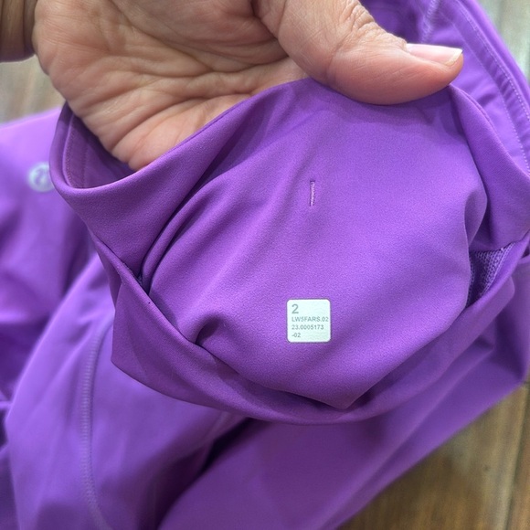 Lululemon Fast and Free High-Rise Tight 25" - Picture 2 of 6